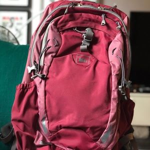 REI pink hiking/camping backpack 30L